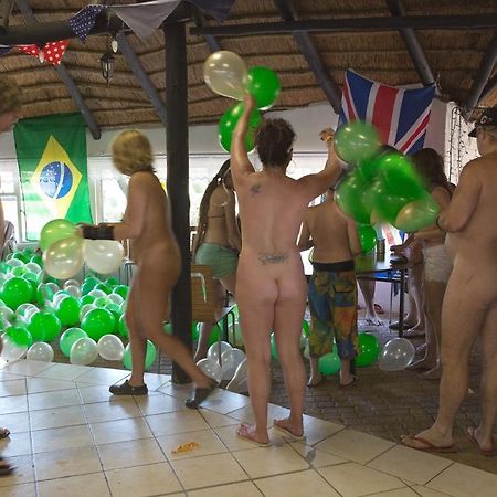 Suzie'S Loft - Nude - Suneden Family Naturist Resort Претория Екстериор снимка