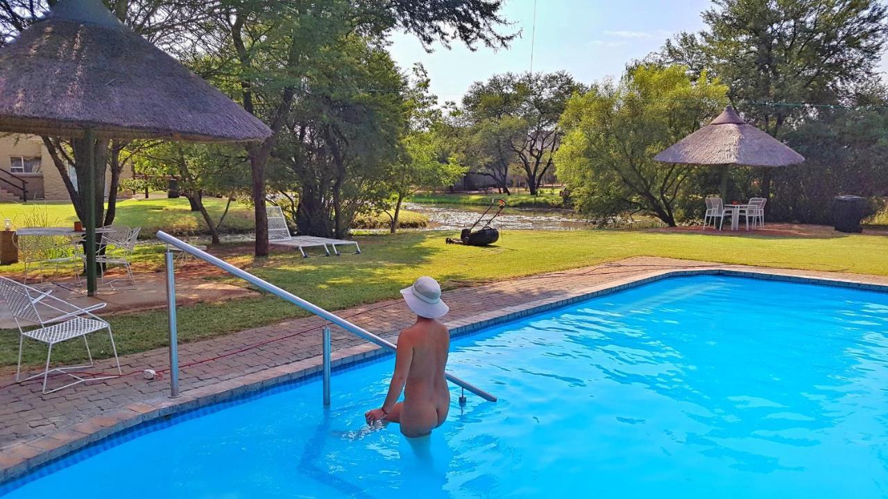 Suzie'S Loft - Nude - Suneden Family Naturist Resort Претория Екстериор снимка